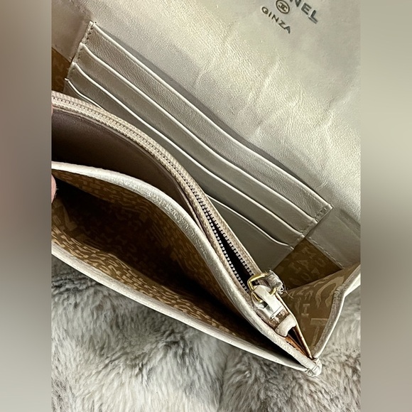 CHANEL Camélia wallet vintage - Picture 9 of 15